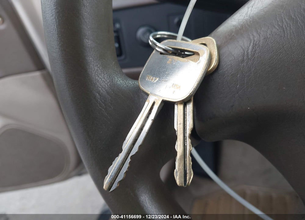 1999 TOYOTA CAMRY LE V6 VIN: 4T1BF22KXXU077443