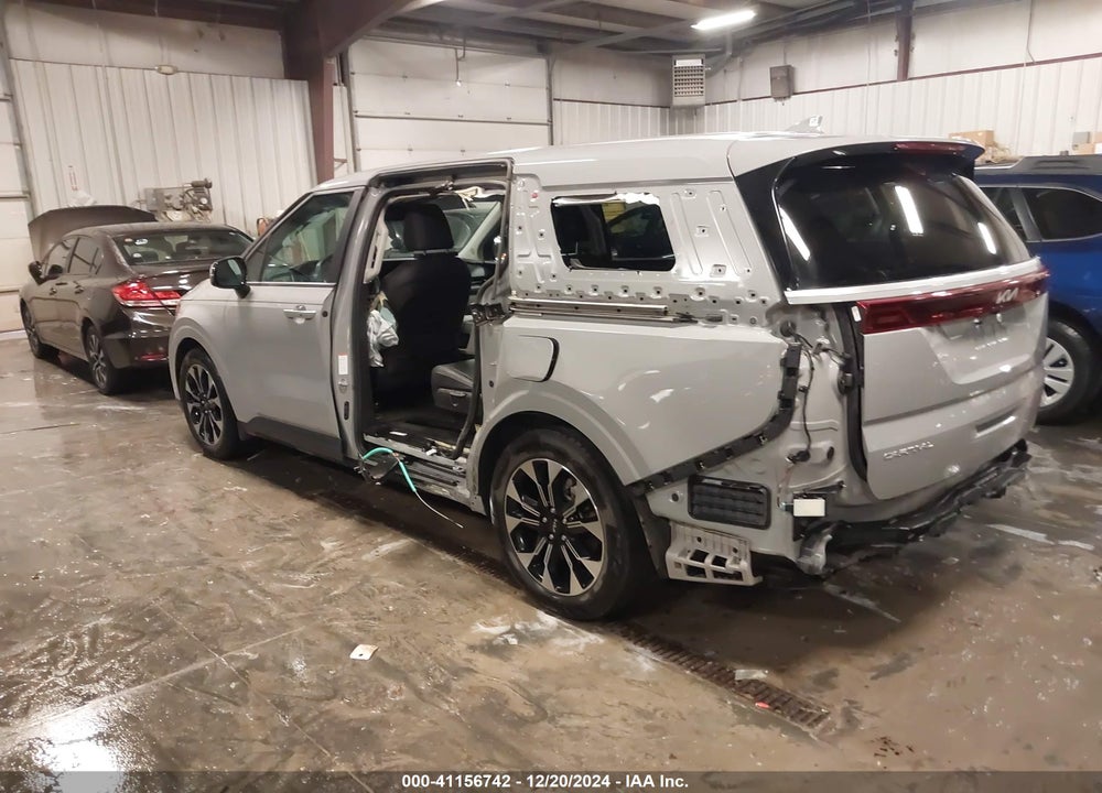 2023 KIA CARNIVAL MPV EX VIN: KNDNC5H38P6295137