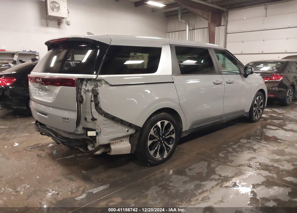 2023 KIA CARNIVAL MPV EX VIN: KNDNC5H38P6295137