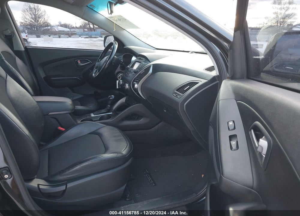 2014 HYUNDAI TUCSON SE VIN: KM8JUCAG1EU922262