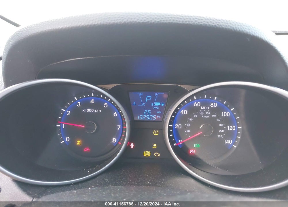 2014 HYUNDAI TUCSON SE VIN: KM8JUCAG1EU922262