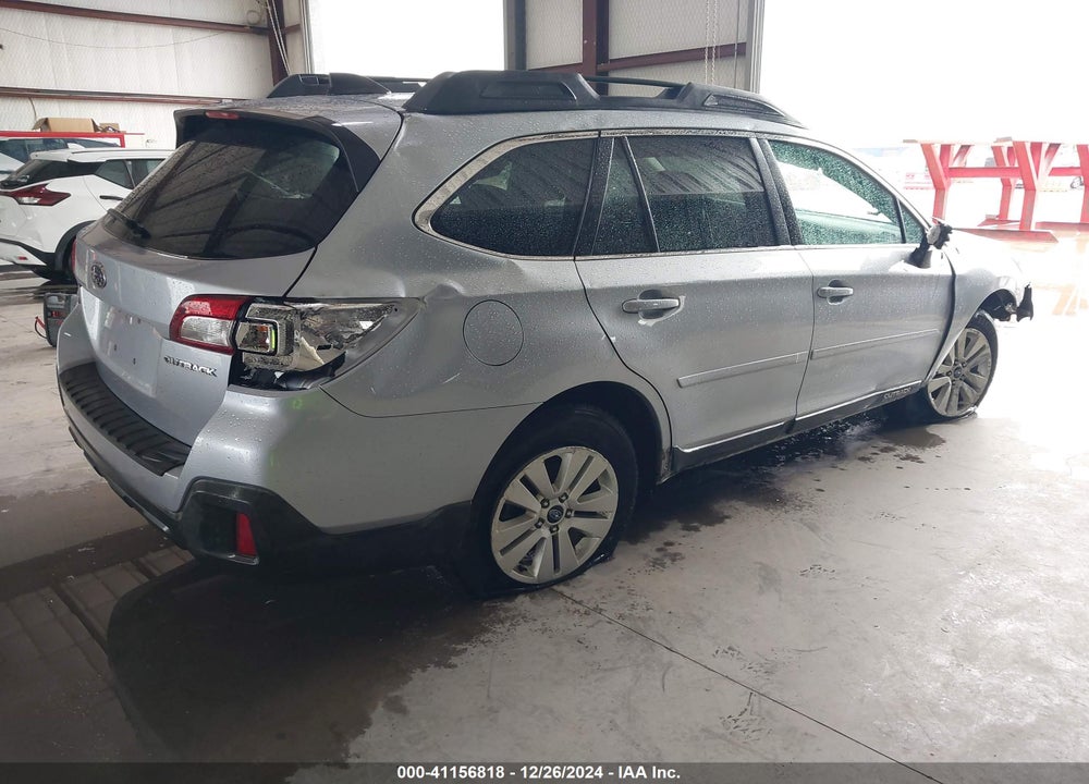 2018 SUBARU OUTBACK VIN: 4S4BSACC5J3354462