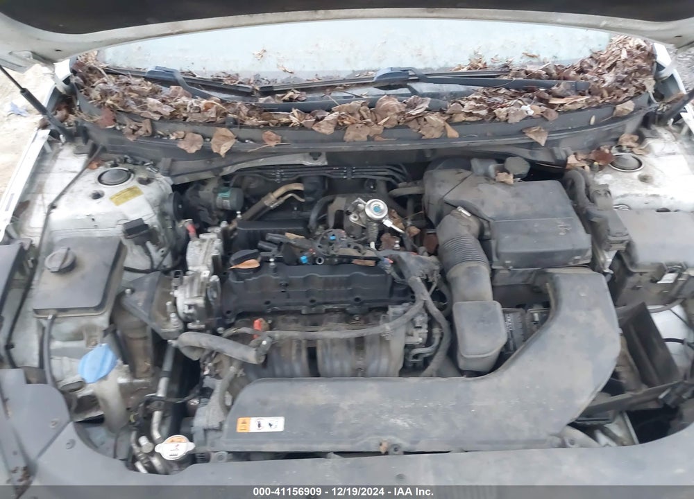 2015 HYUNDAI SONATA SE VIN: 5NPE24AF3FH177535