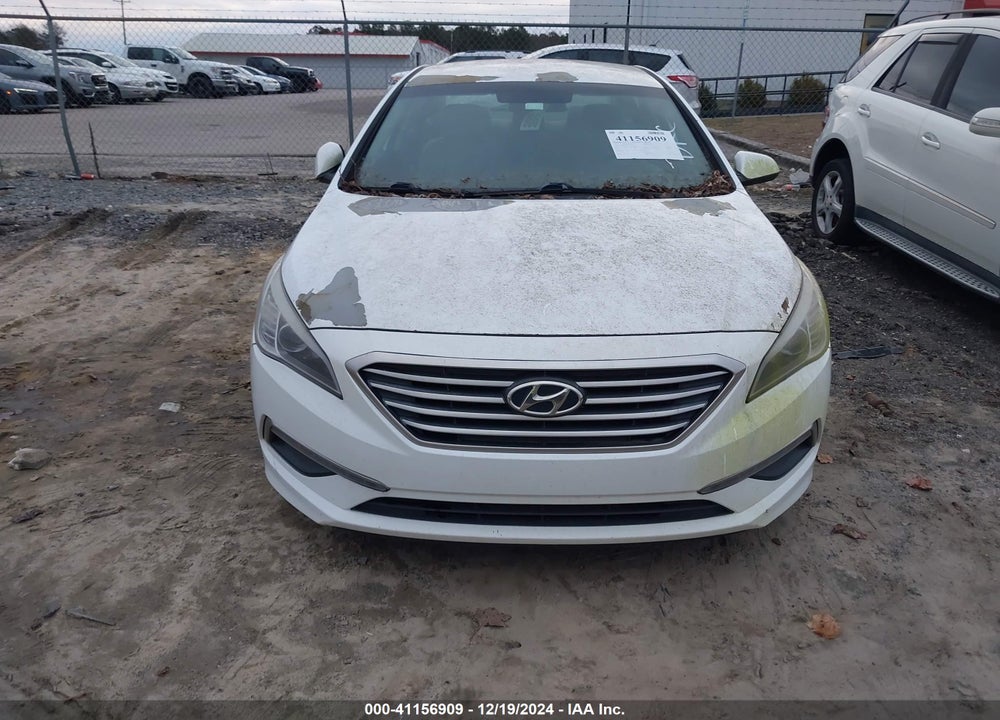 2015 HYUNDAI SONATA SE VIN: 5NPE24AF3FH177535