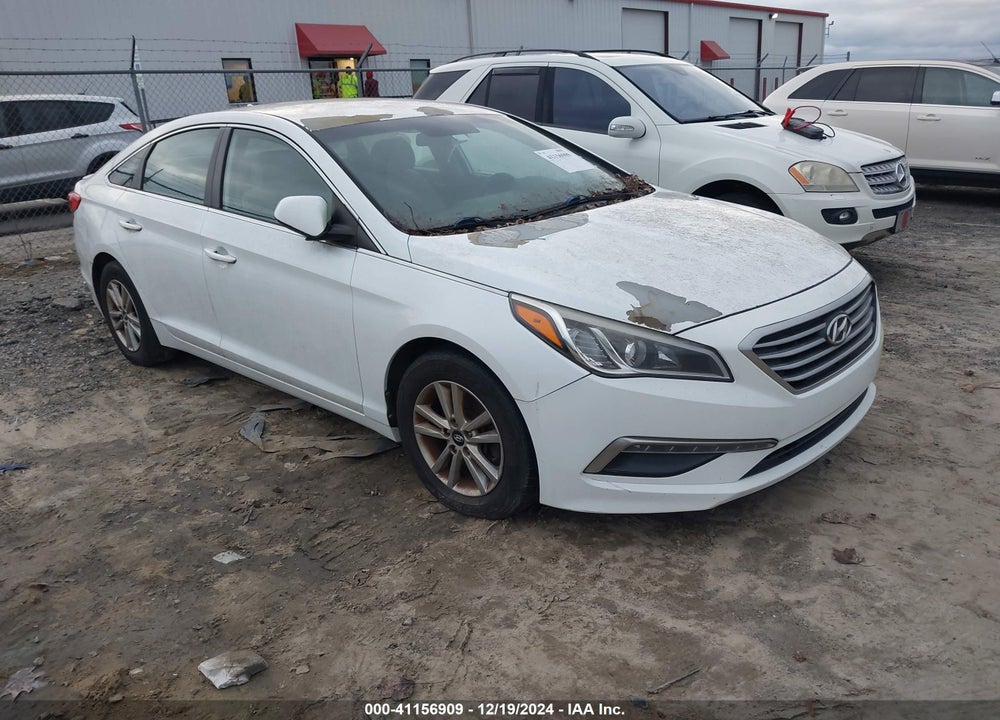 2015 HYUNDAI SONATA SE VIN: 5NPE24AF3FH177535