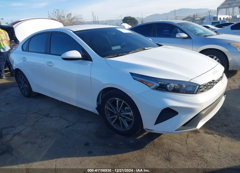 2022 KIA FORTE VIN: 3KPF24AD3NE500651