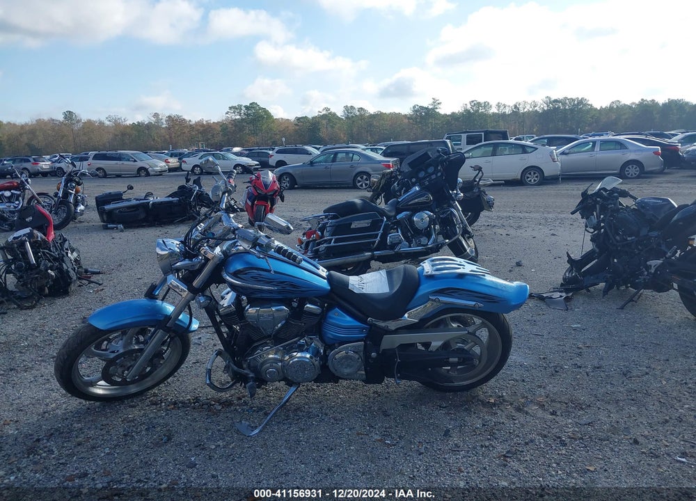 2011 YAMAHA XV1900 CU VIN: JYAVP27E0BA012916