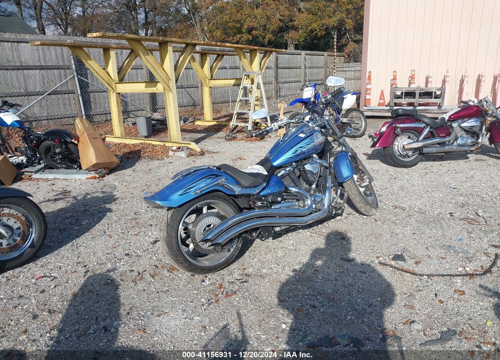 2011 YAMAHA XV1900 CU VIN: JYAVP27E0BA012916