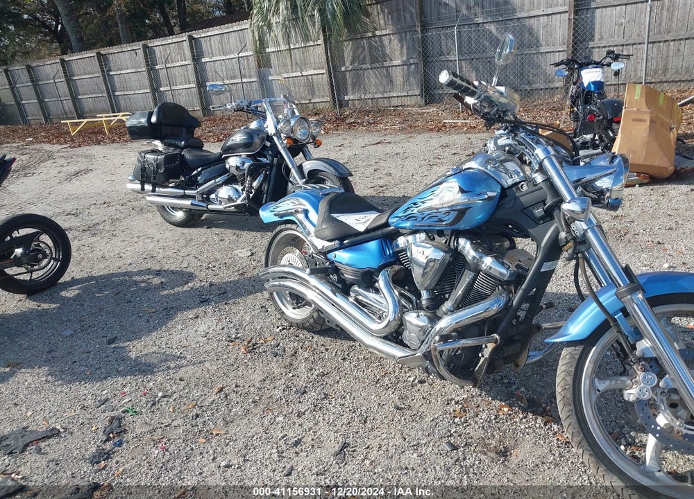 2011 YAMAHA XV1900 CU VIN: JYAVP27E0BA012916