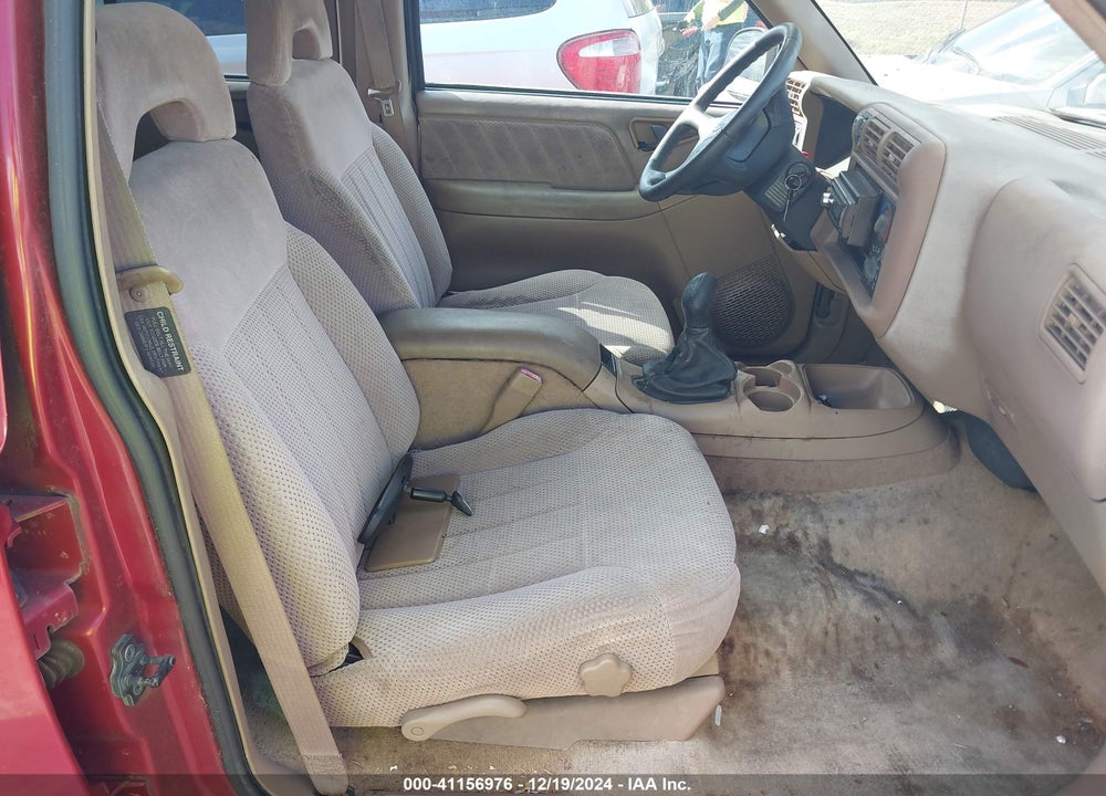 1997 CHEVROLET BLAZER LS VIN: 1GNDT13W2VK123350