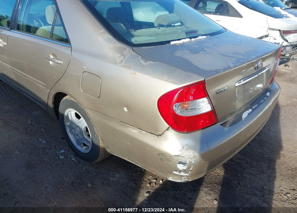 2002 TOYOTA CAMRY LE V6 VIN: 4T1BF32K22U027456
