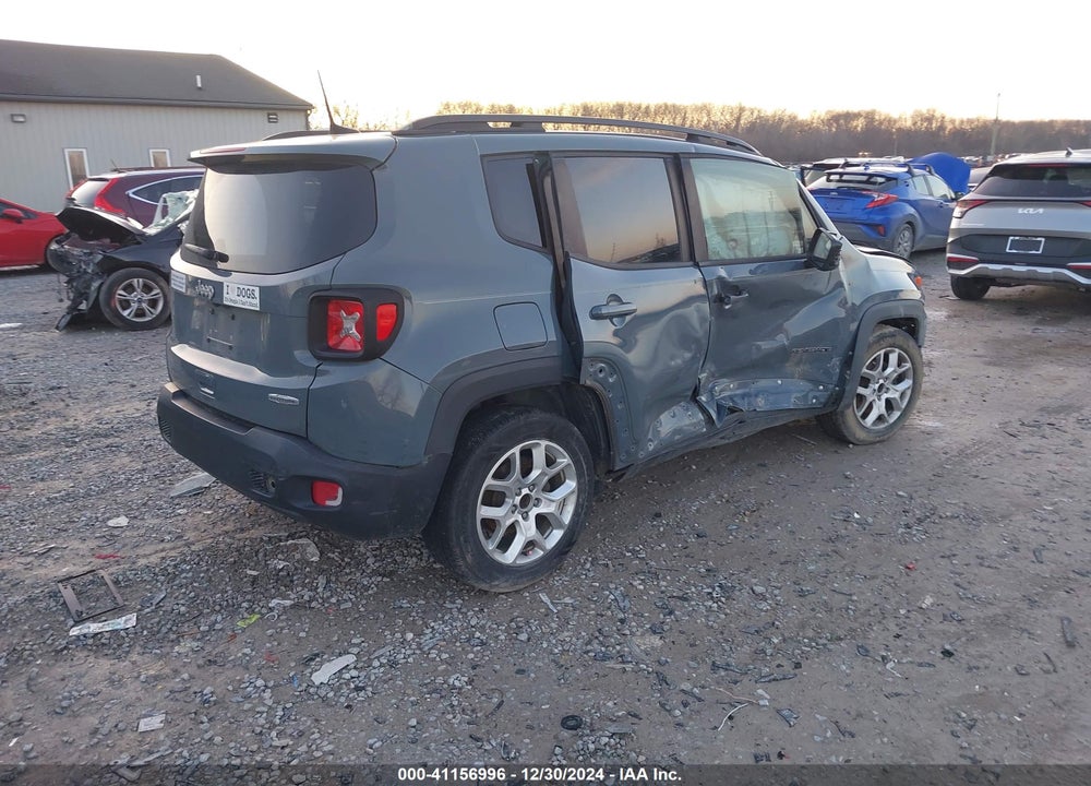 2018 JEEP RENEGADE LATITUDE FWD VIN: ZACCJABB8JPH63684