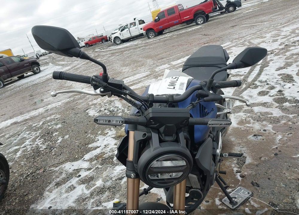2021 HONDA CBF300 NA VIN: MLHNC5559M5100571