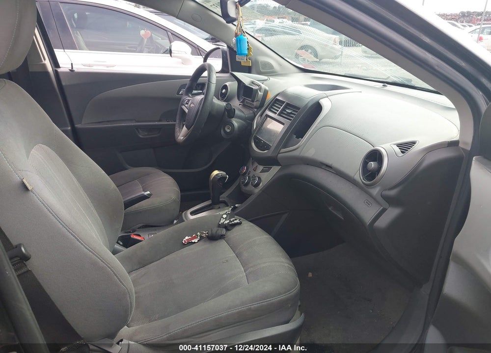 2015 CHEVROLET SONIC VIN: 1G1JC5SH1F4161639