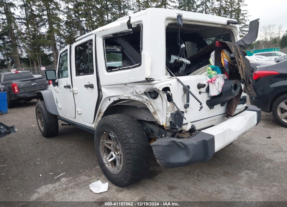 2013 JEEP WRANGLER UNLIMITED SAHARA VIN: 1C4BJWEG6DL626512