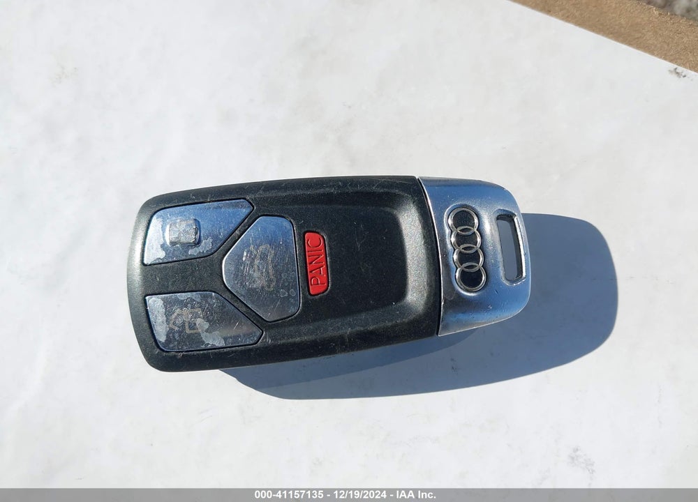 2017 AUDI A4 VIN: WAUGNAF46HN041101