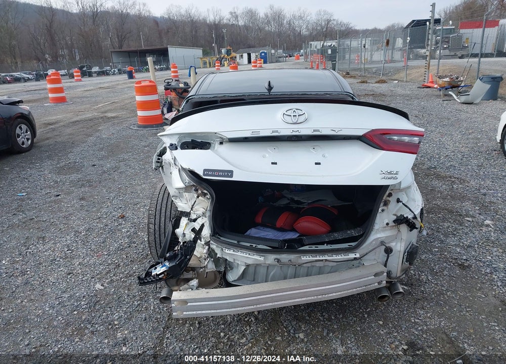 2021 TOYOTA CAMRY VIN: 4T1K61BK4MU044721