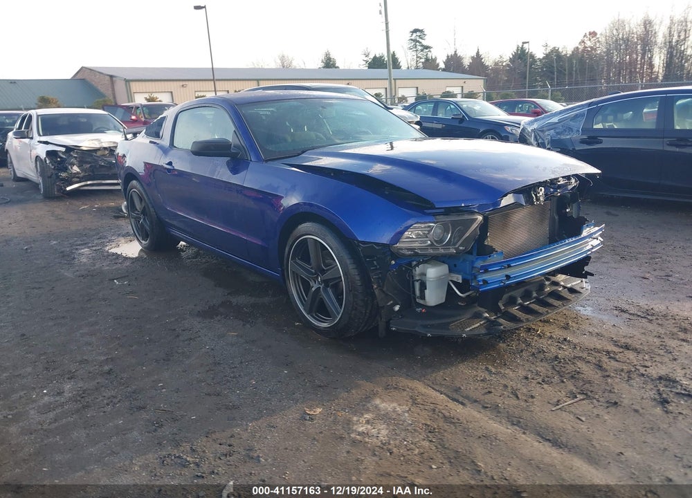 2014 FORD MUSTANG V6 VIN: 1ZVBP8AM4E5298547