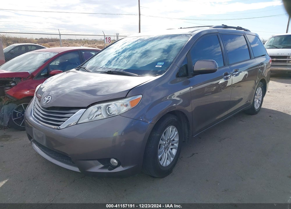 2014 TOYOTA SIENNA VIN: 5TDYK3DC0ES420056