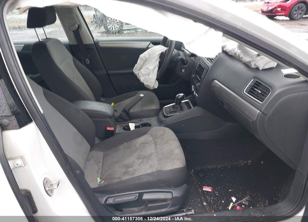 2017 VOLKSWAGEN JETTA VIN: 3VW2B7AJ9HM296211