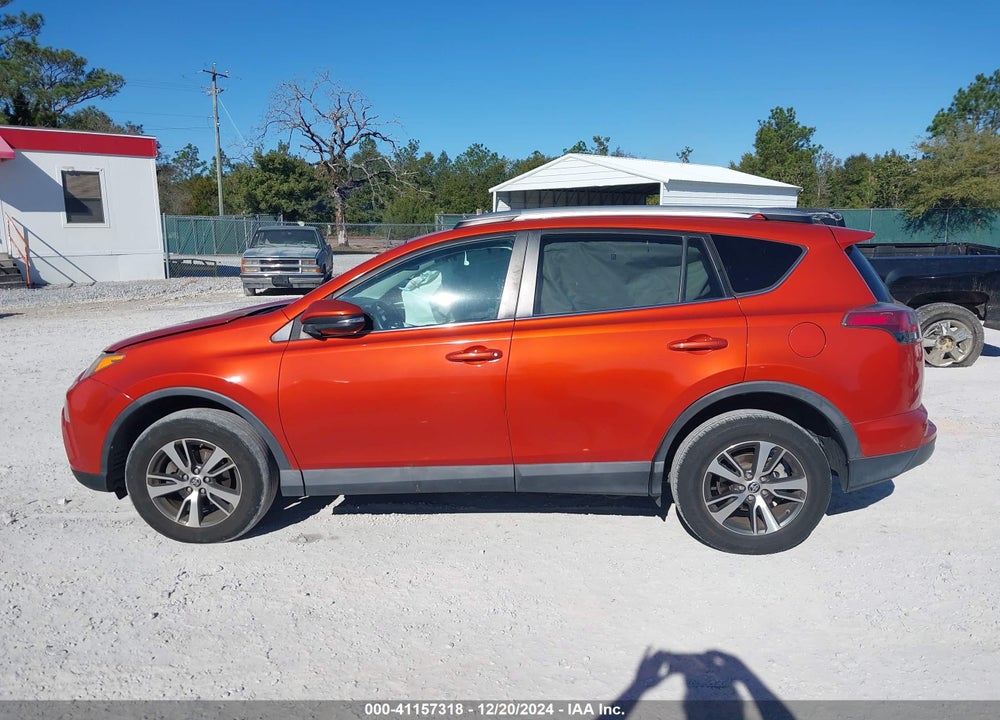 2016 TOYOTA RAV4 XLE VIN: 2T3WFREV7GW255266