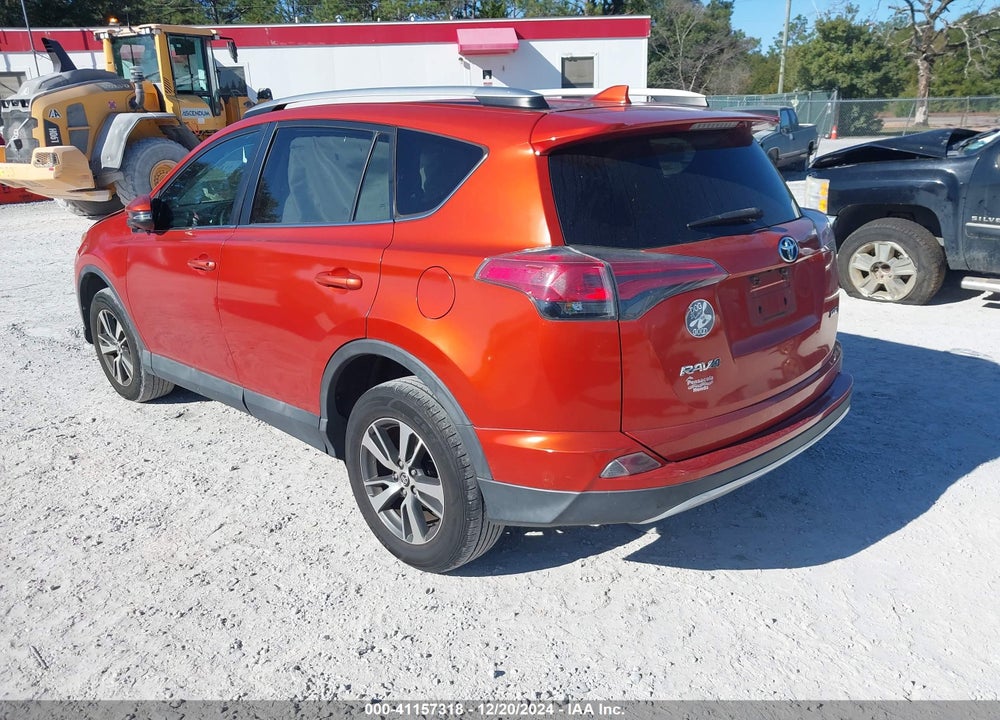 2016 TOYOTA RAV4 XLE VIN: 2T3WFREV7GW255266