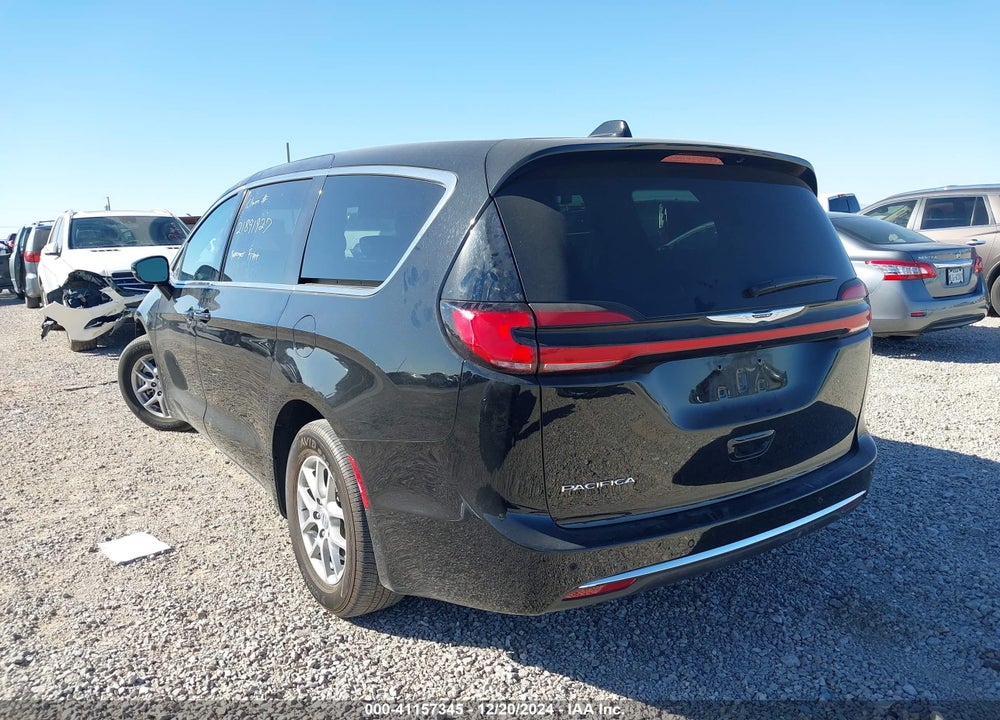 2024 CHRYSLER PACIFICA TOURING L VIN: 2C4RC1BG9RR143255