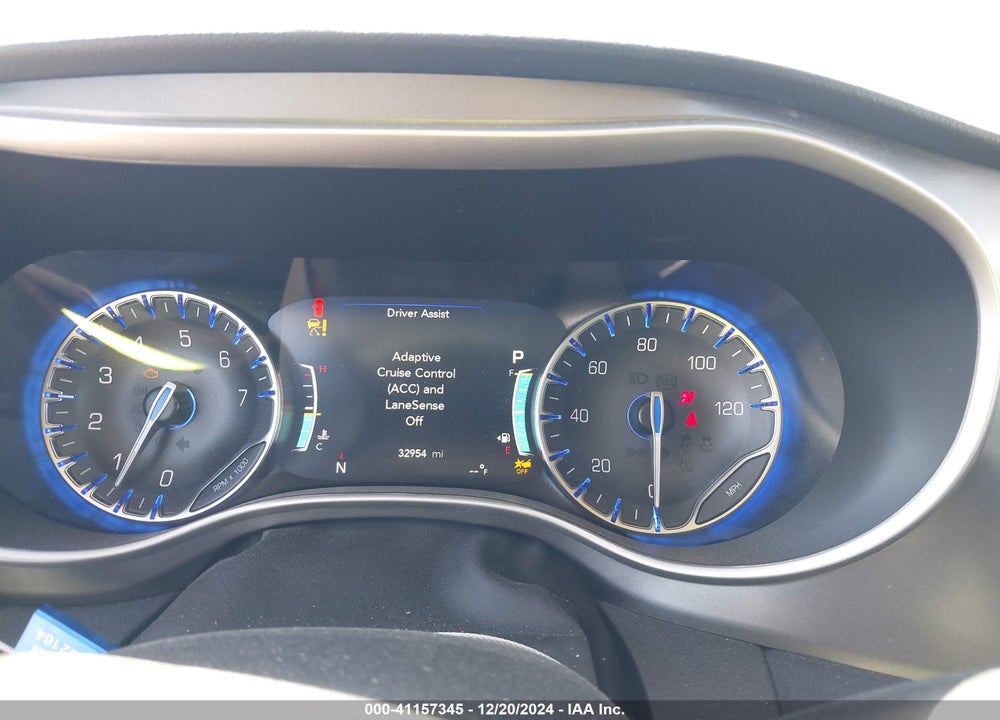 2024 CHRYSLER PACIFICA TOURING L VIN: 2C4RC1BG9RR143255