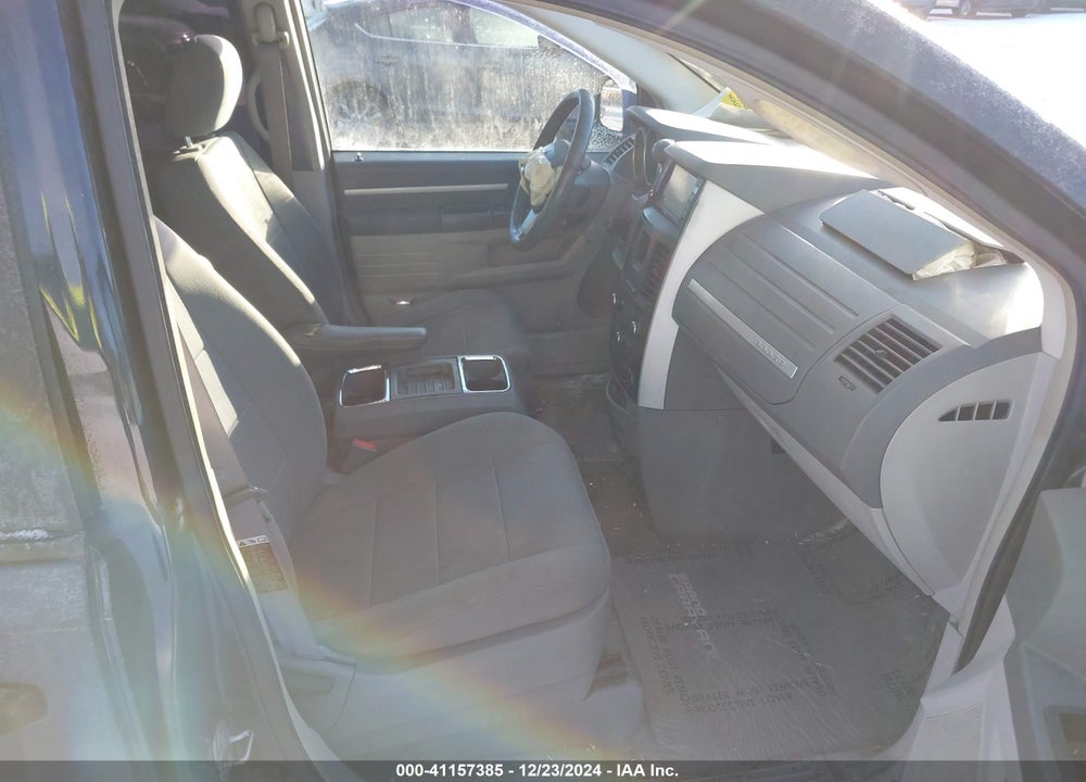 2008 DODGE GRAND CARAVAN VIN: 2D8HN54X58R127094