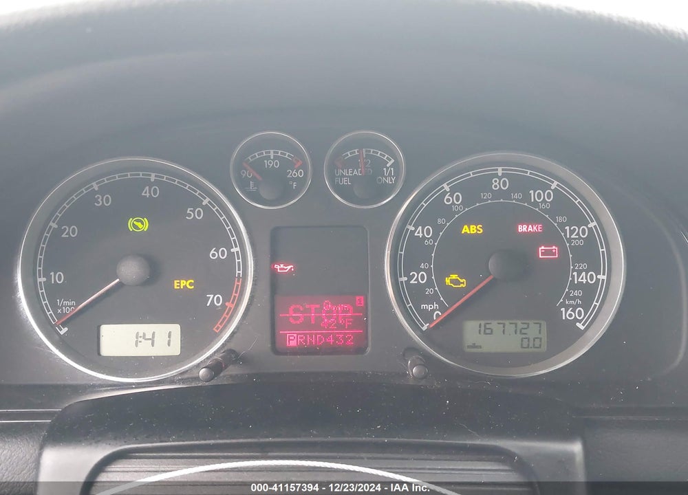 2002 VOLKSWAGEN PASSAT GLX VIN: WVWTH63B42P132176