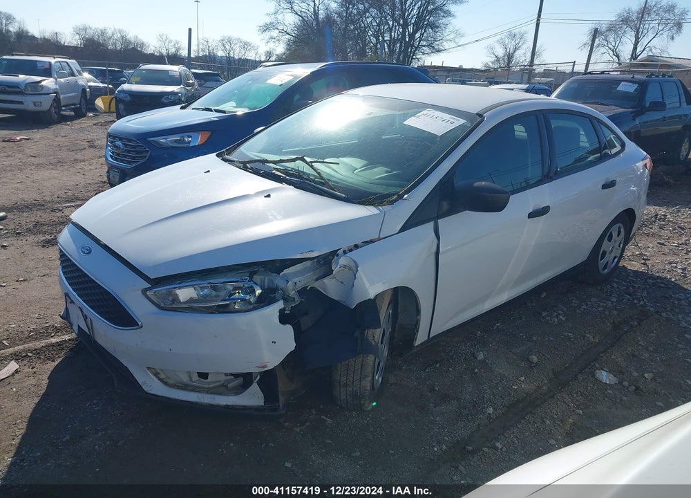 2015 FORD FOCUS VIN: 1FADP3E28FL346884