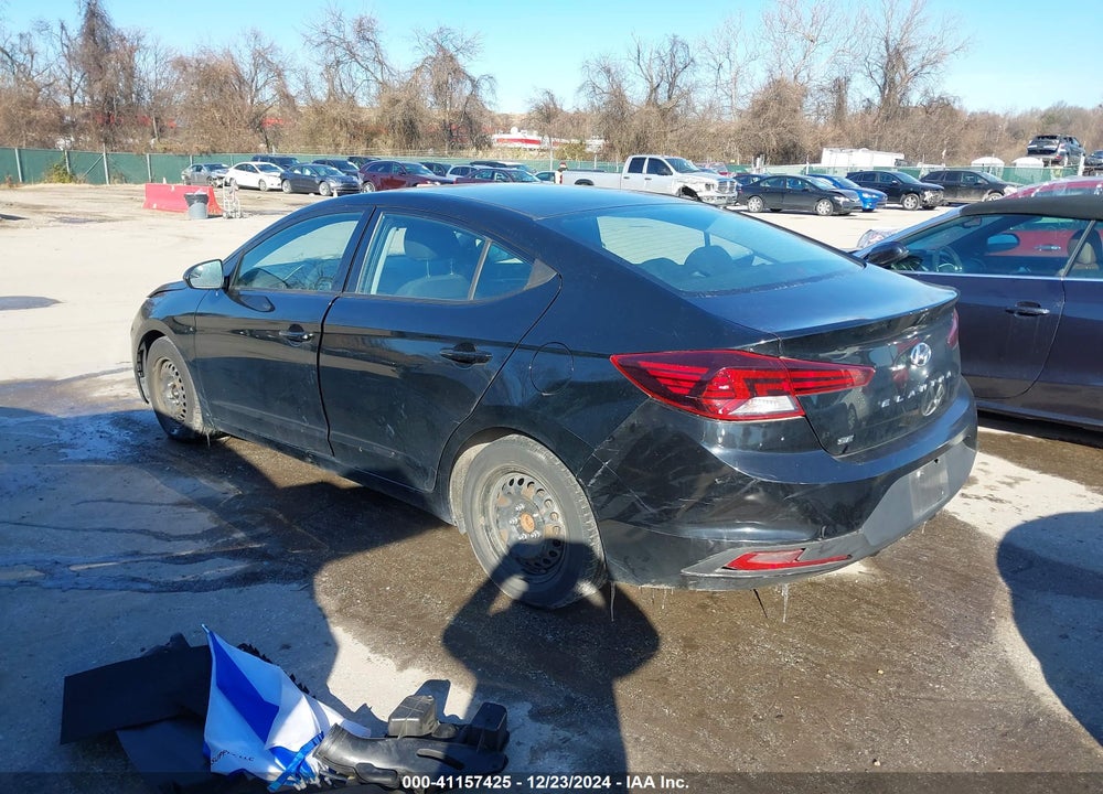 2019 HYUNDAI ELANTRA SE VIN: 5NPD74LF3KH420135