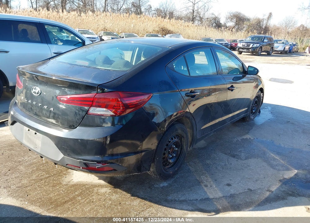 2019 HYUNDAI ELANTRA SE VIN: 5NPD74LF3KH420135