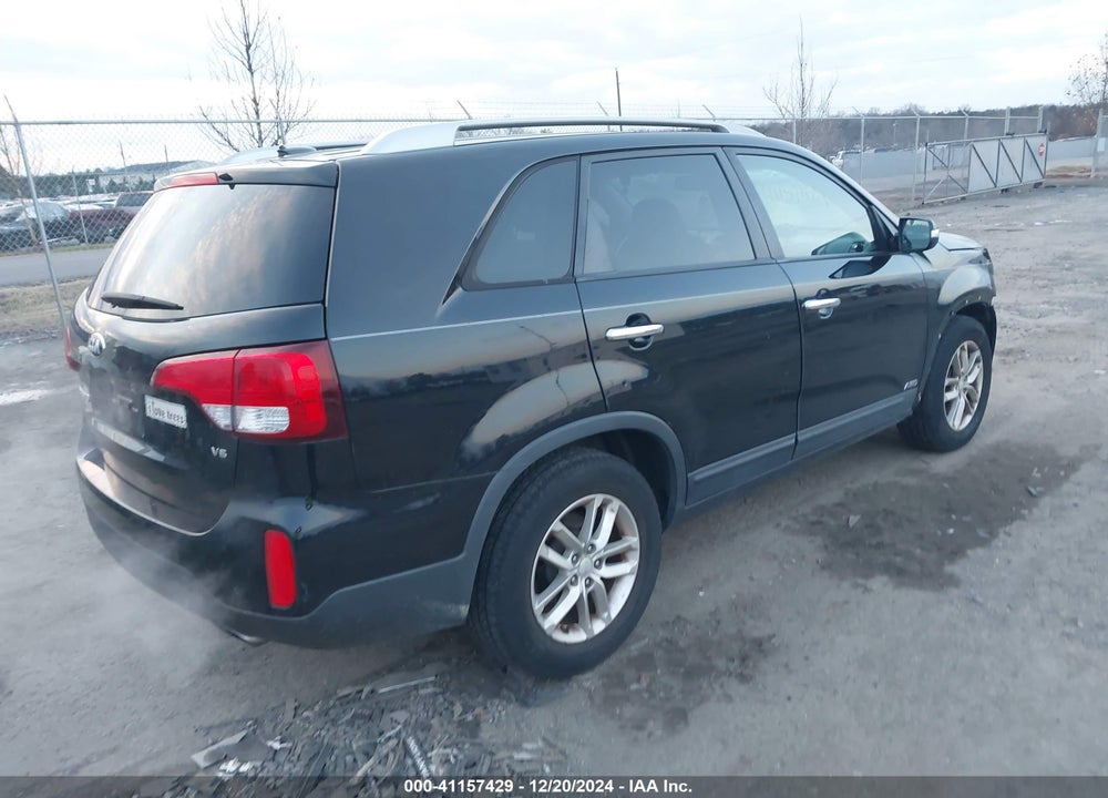 2015 KIA SORENTO LX V6 VIN: 5XYKTDA70FG640215