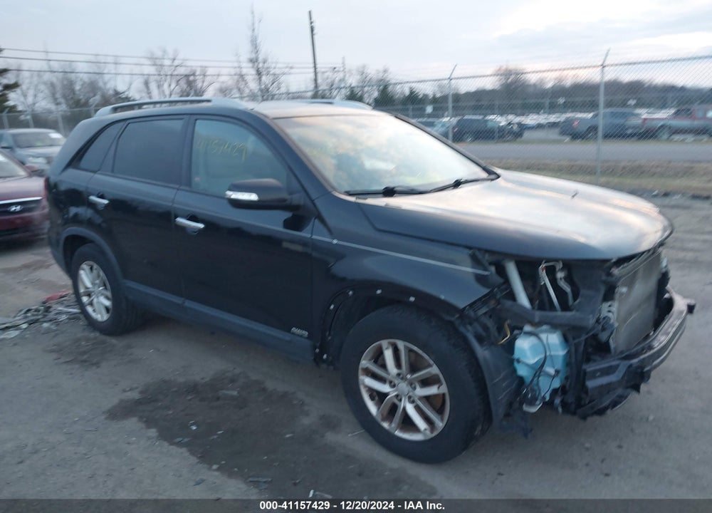 2015 KIA SORENTO LX V6 VIN: 5XYKTDA70FG640215