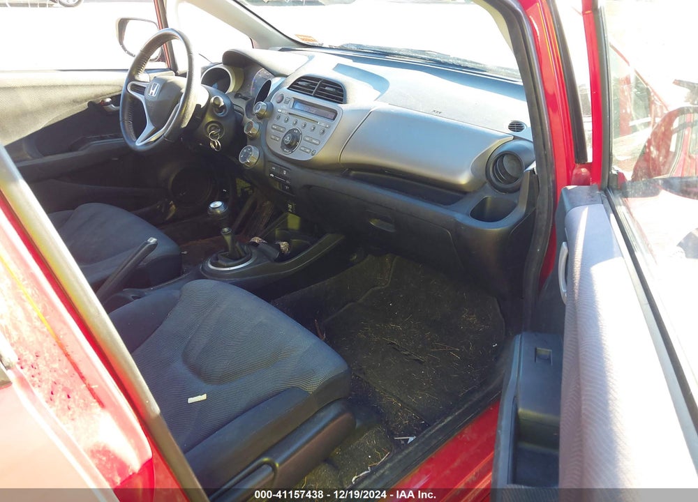 2011 HONDA FIT SPORT VIN: JHMGE8G54BC013561