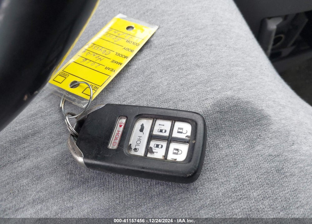 2016 HONDA ODYSSEY EX-L VIN: 5FNRL5H6XGB077037