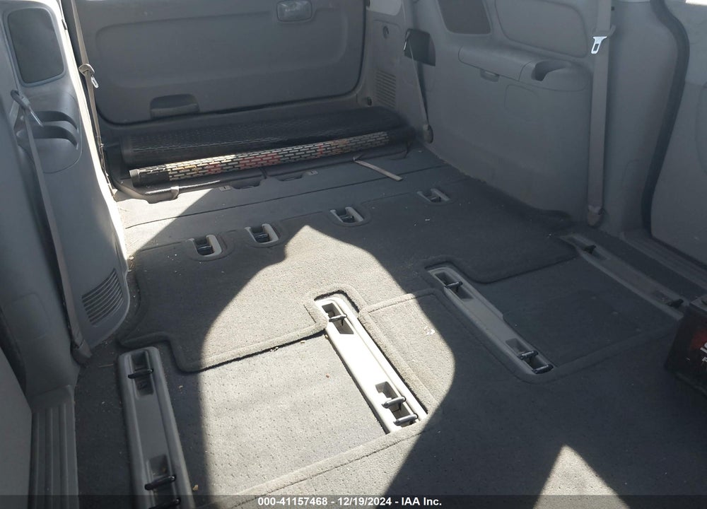 2009 KIA SEDONA LX VIN: KNDMB233796273802
