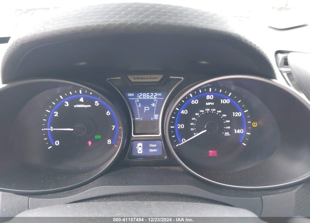 2015 HYUNDAI VELOSTER VIN: KMHTC6AE0FU243077