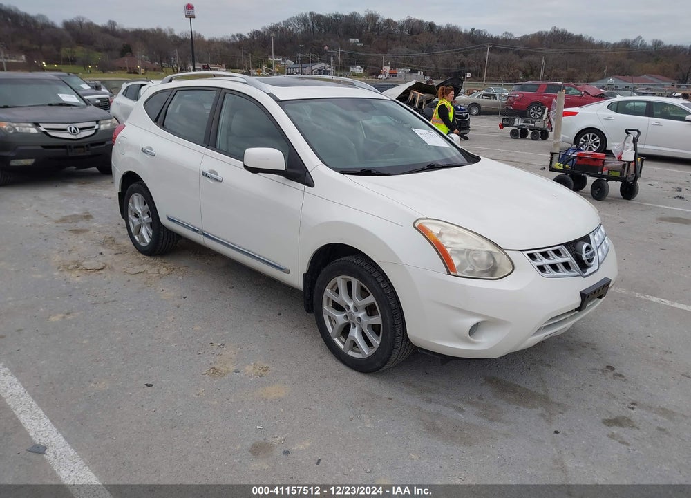 2013 NISSAN ROGUE SV W/SL PKG VIN: JN8AS5MV4DW607785