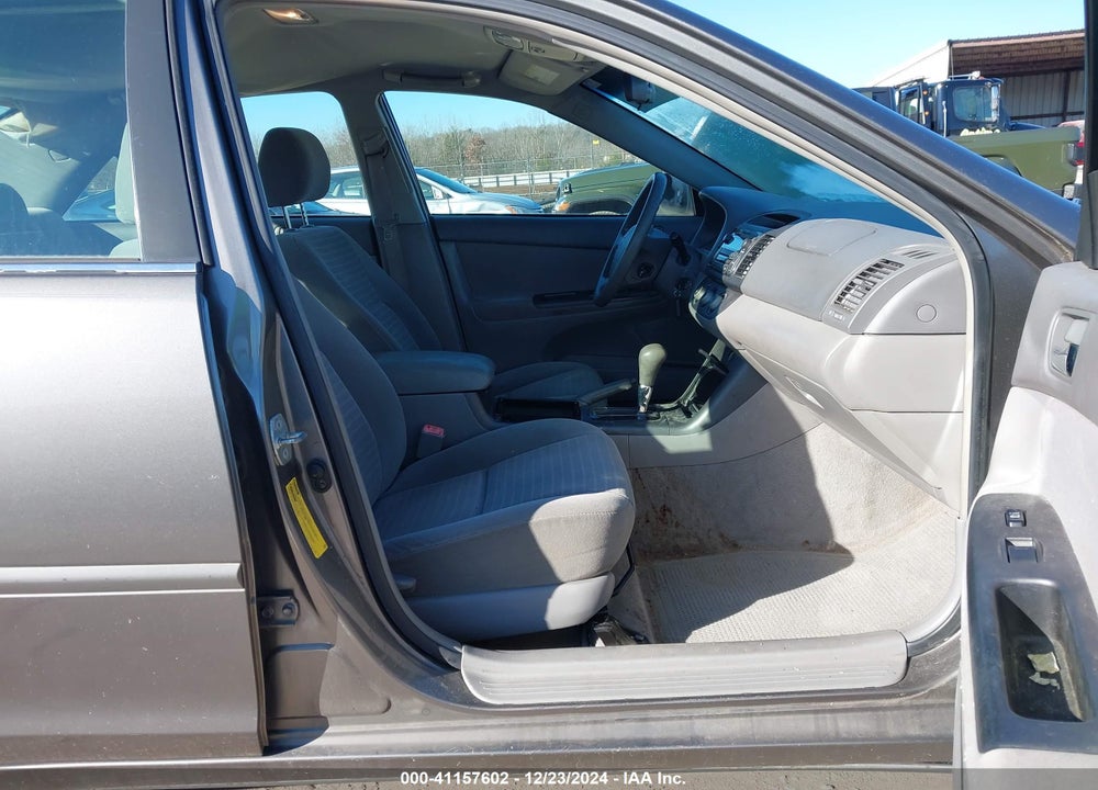 2005 TOYOTA CAMRY LE VIN: 4T1BE30K15U516327