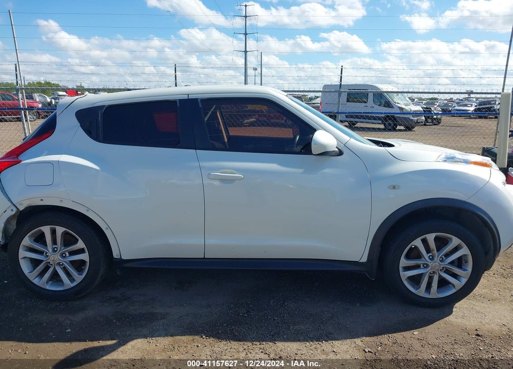 2014 NISSAN JUKE VIN: JN8AF5MR6ET452635