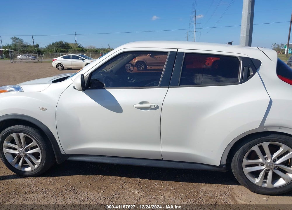 2014 NISSAN JUKE VIN: JN8AF5MR6ET452635