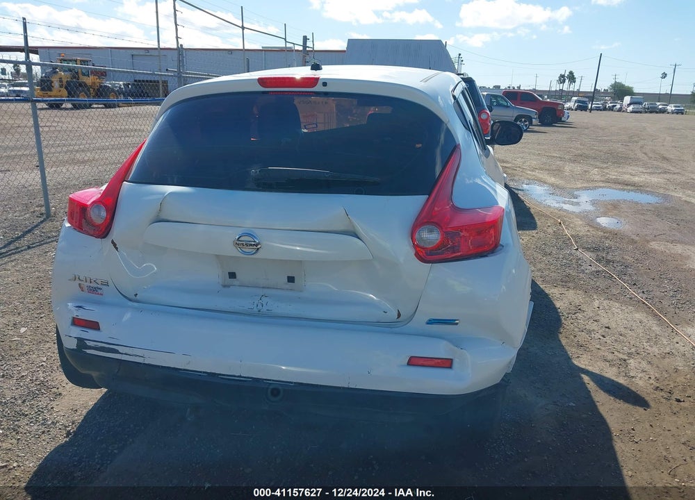 2014 NISSAN JUKE VIN: JN8AF5MR6ET452635