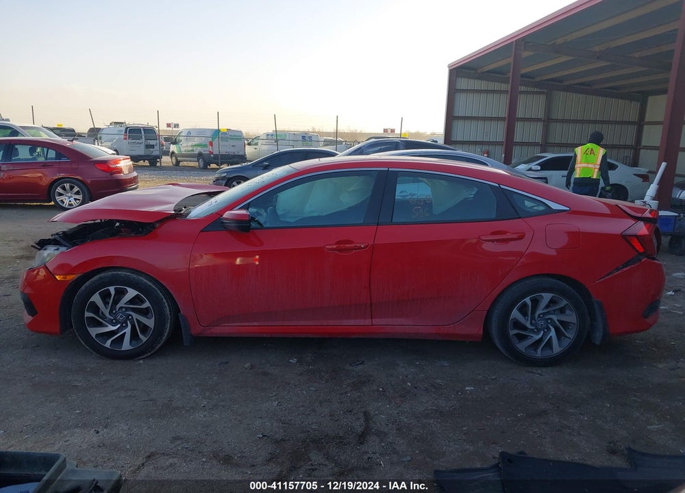 2016 HONDA CIVIC VIN: 2HGFC2F77GH526814
