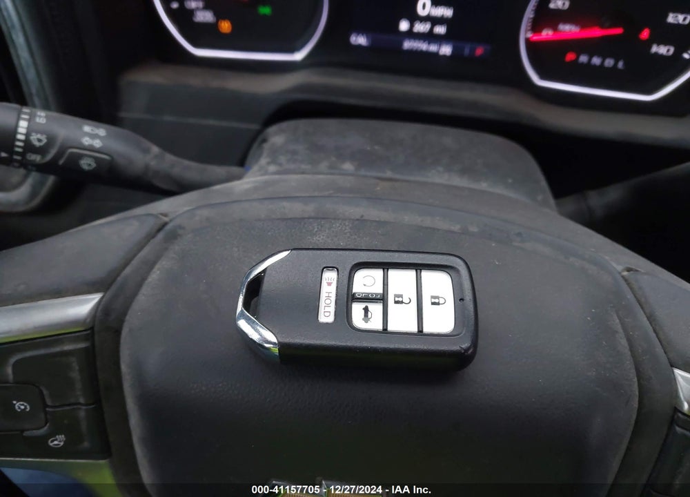 2016 HONDA CIVIC VIN: 2HGFC2F77GH526814