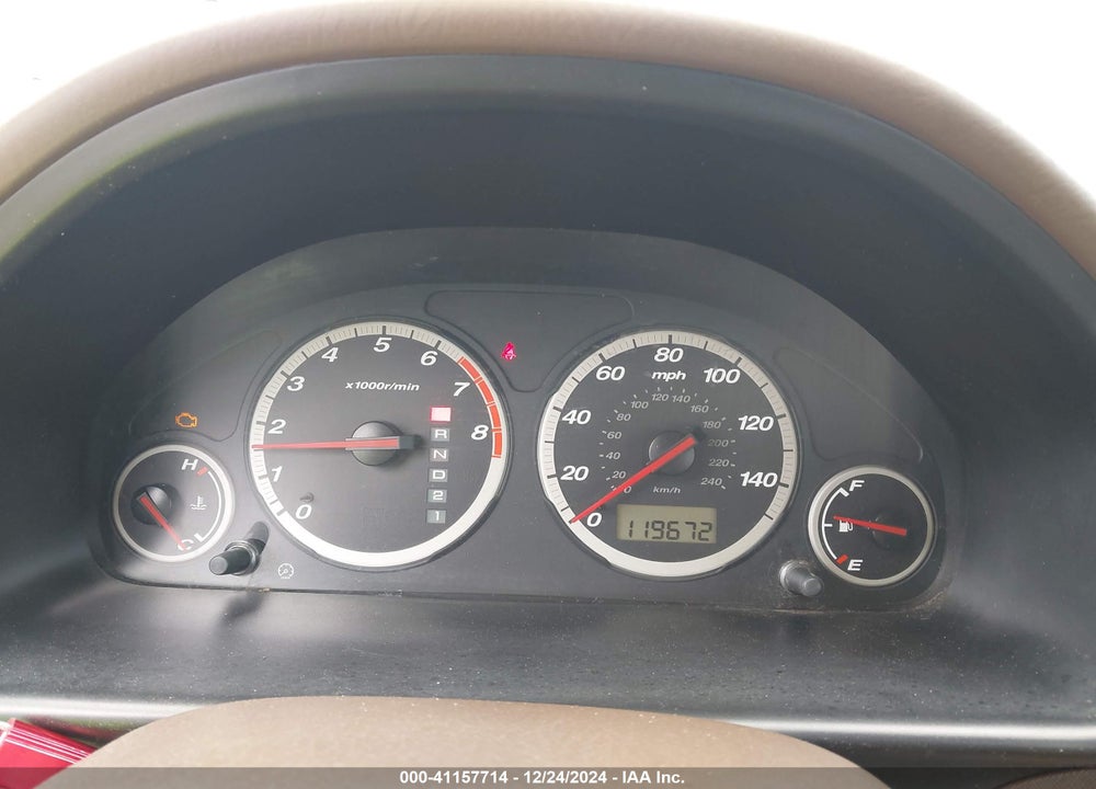 2003 HONDA CR-V LX VIN: JHLRD684X3C015374