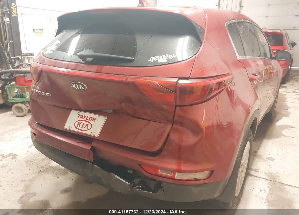 2019 KIA SPORTAGE LX VIN: KNDPM3AC6K7506150