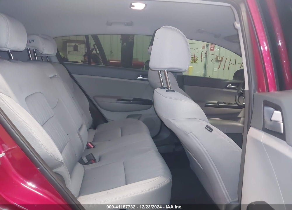 2019 KIA SPORTAGE LX VIN: KNDPM3AC6K7506150