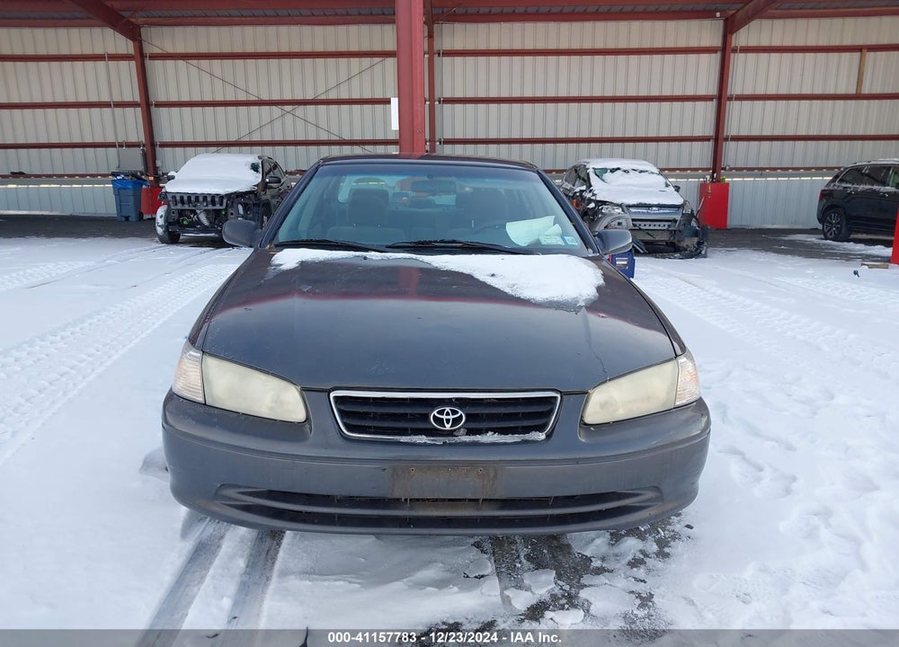 2001 TOYOTA CAMRY LE VIN: 4T1BG22K51U786222